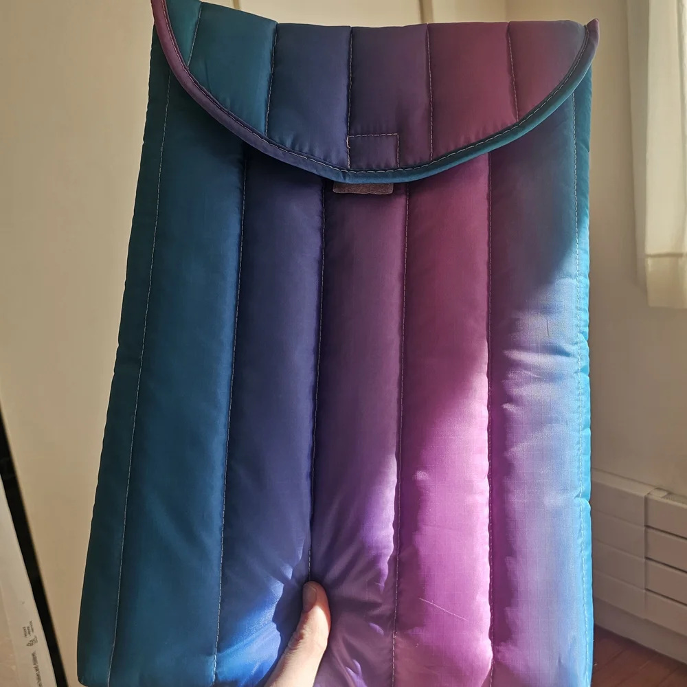 Gradient Quilted Women's Laptop Bag